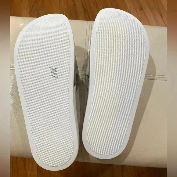 Sam Edelman Metallic Pool Slides Sz 8M - Picture 3 of 5